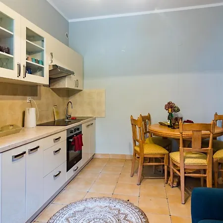 Pokoje Goscinne Przy Rynku Dąbrówno Exterior foto